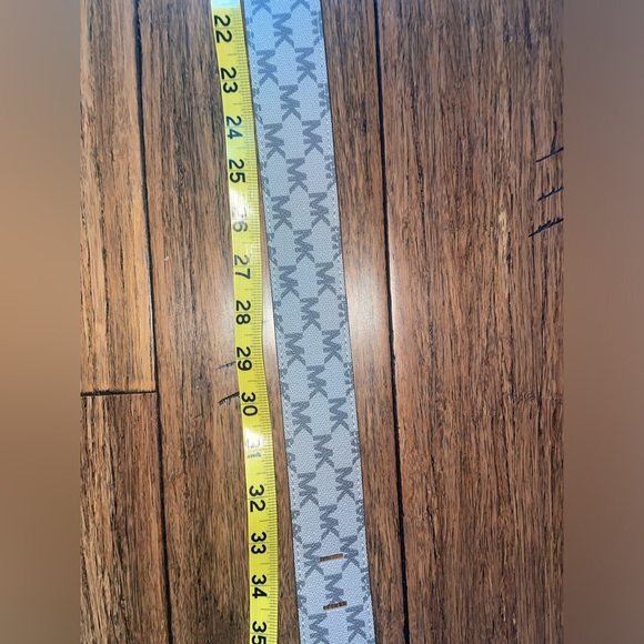 Gray Michael Kors Wide logo belt monogram leather belt - Picture 2 of 16